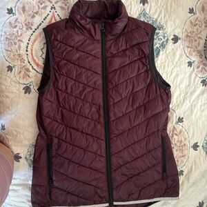 Purple gap-fit vest, great fit like new